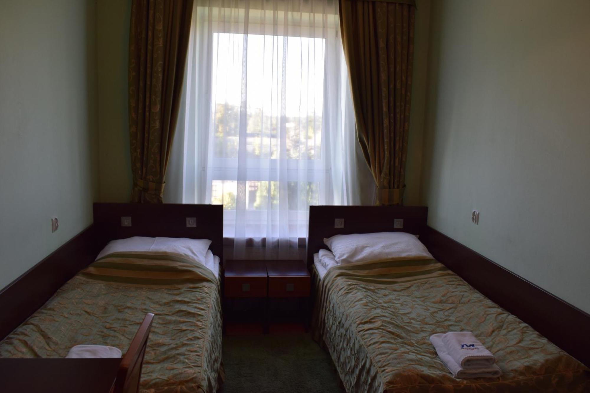 Manhatan Hotell